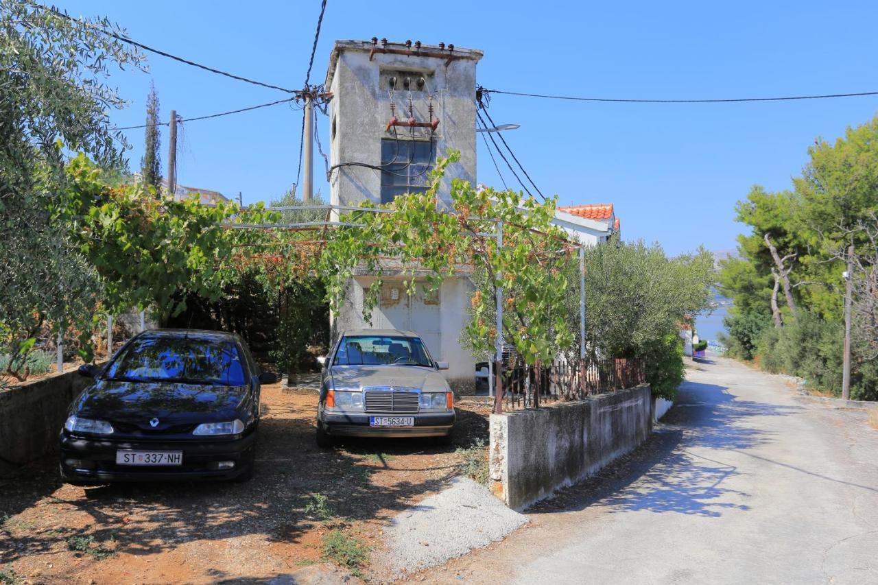Apartments By The Sea Arbanija, Ciovo - 4320 Trogir Exteriör bild